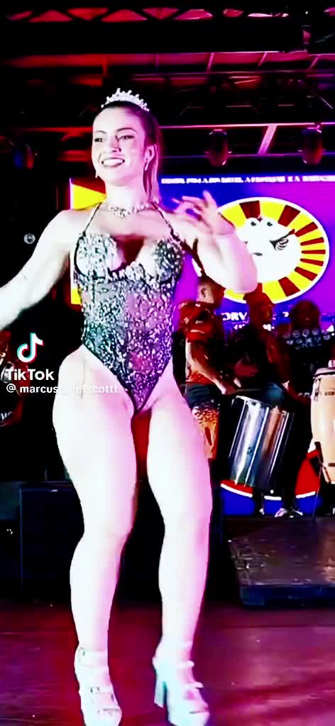 @Bellydancingdubai