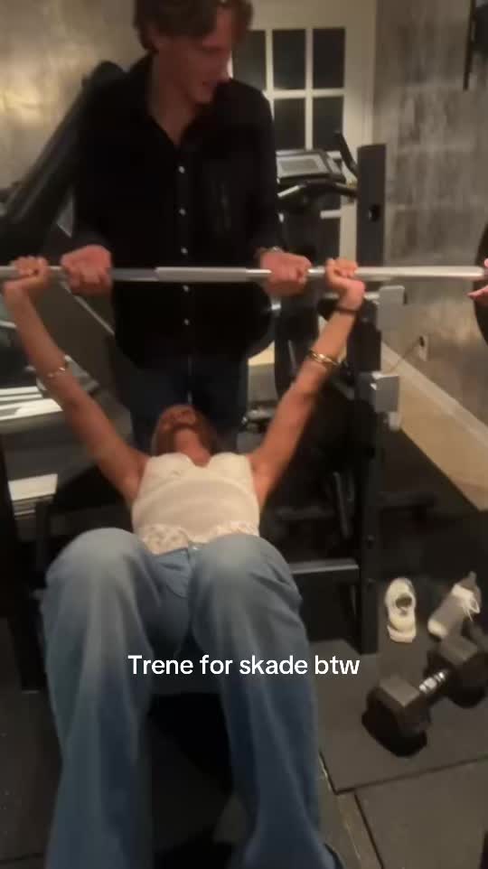 @AMALIE SOMMERSETH