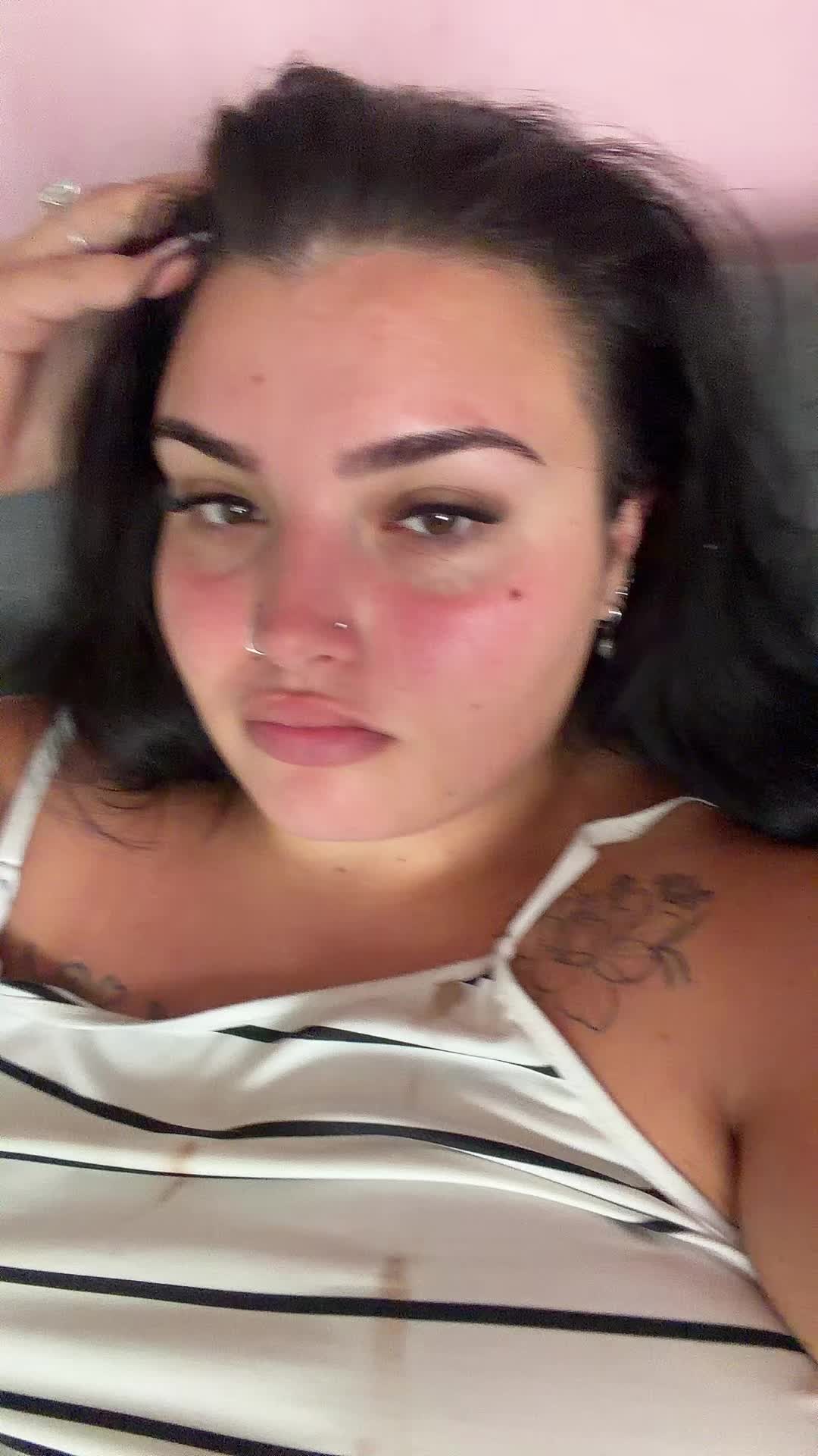 @adroniki🖤