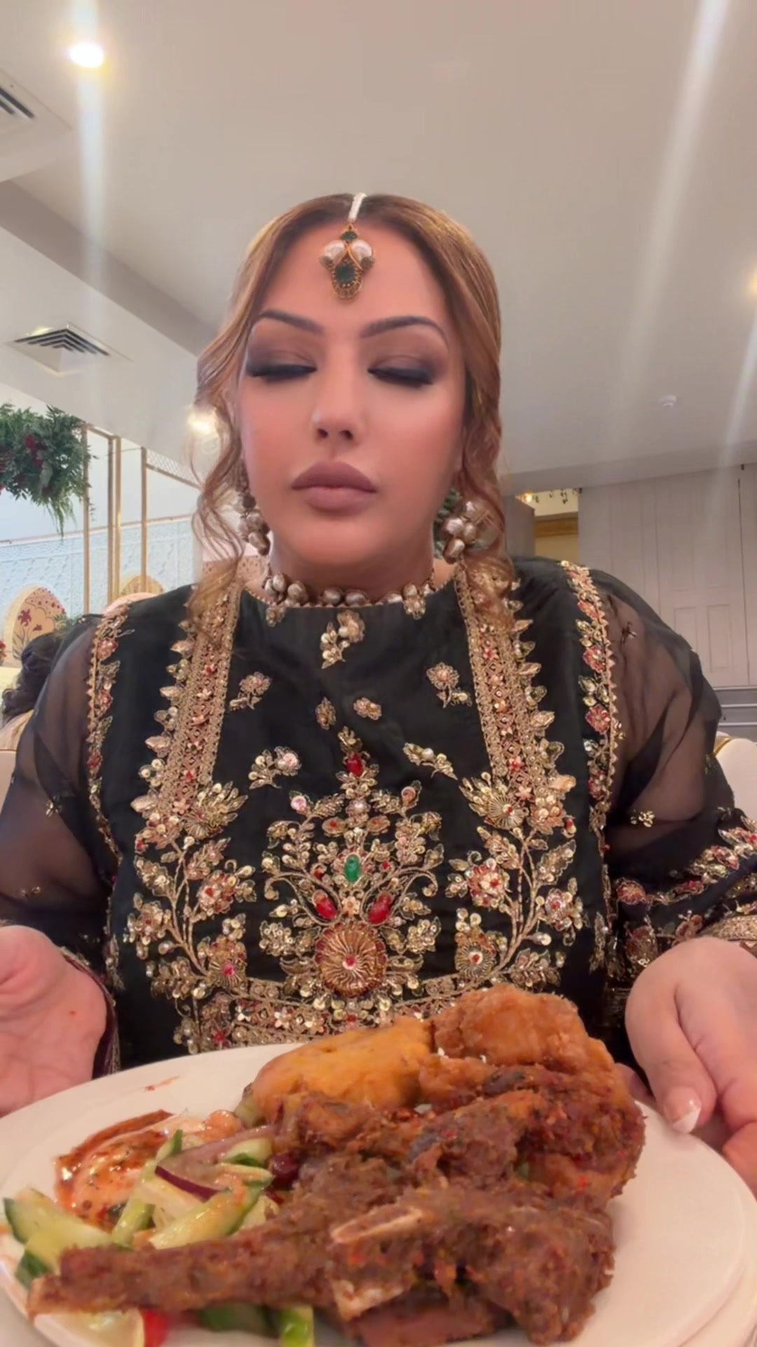 @AnaKhanOfficial