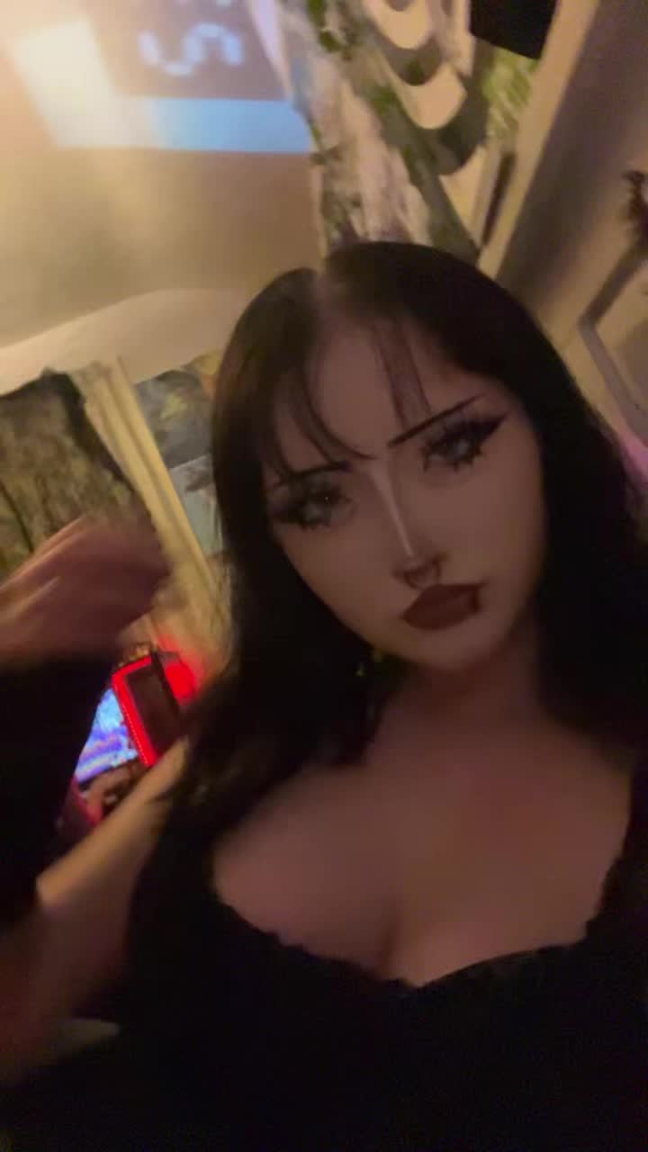@alexiislost