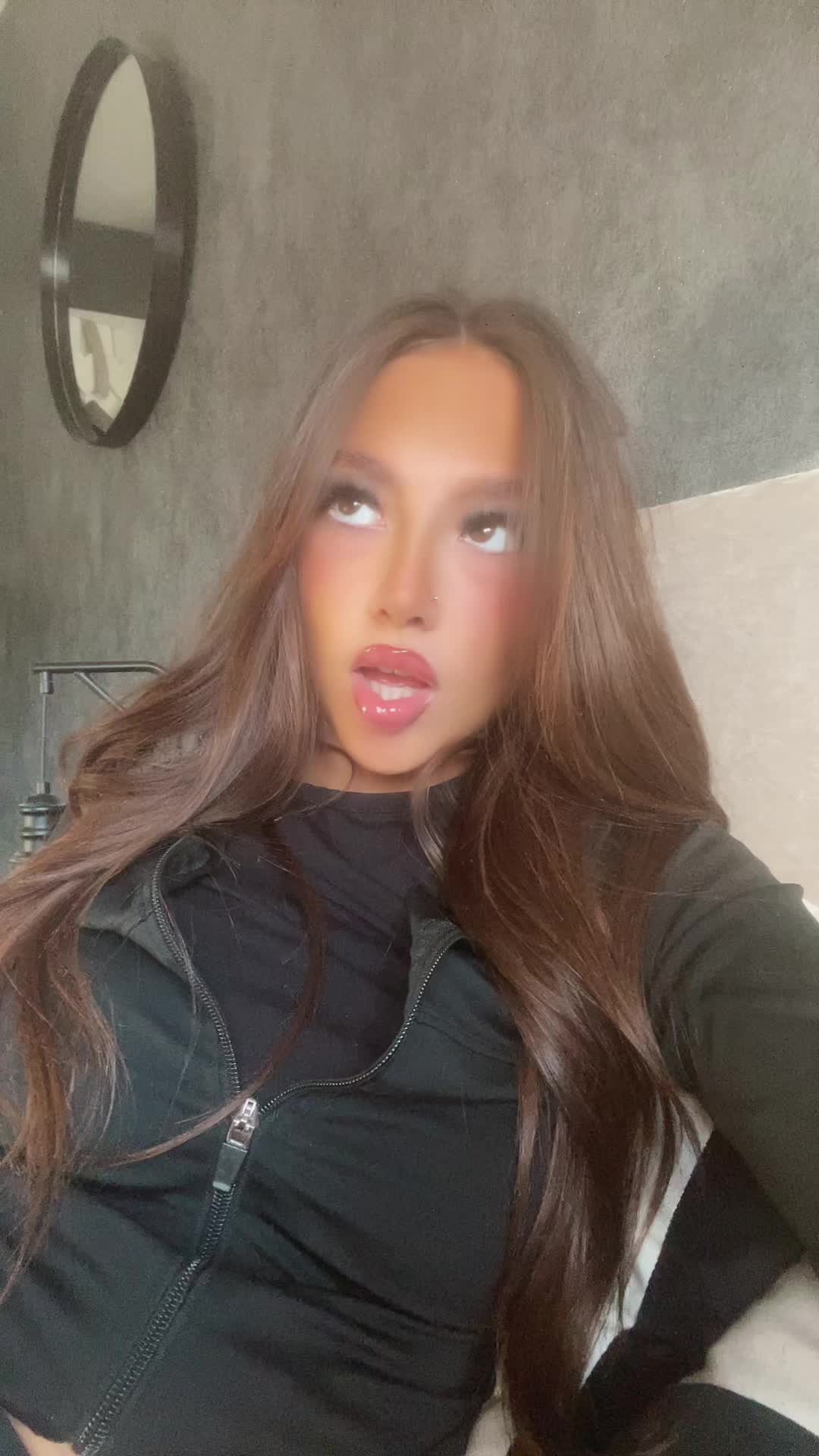 @.laylax