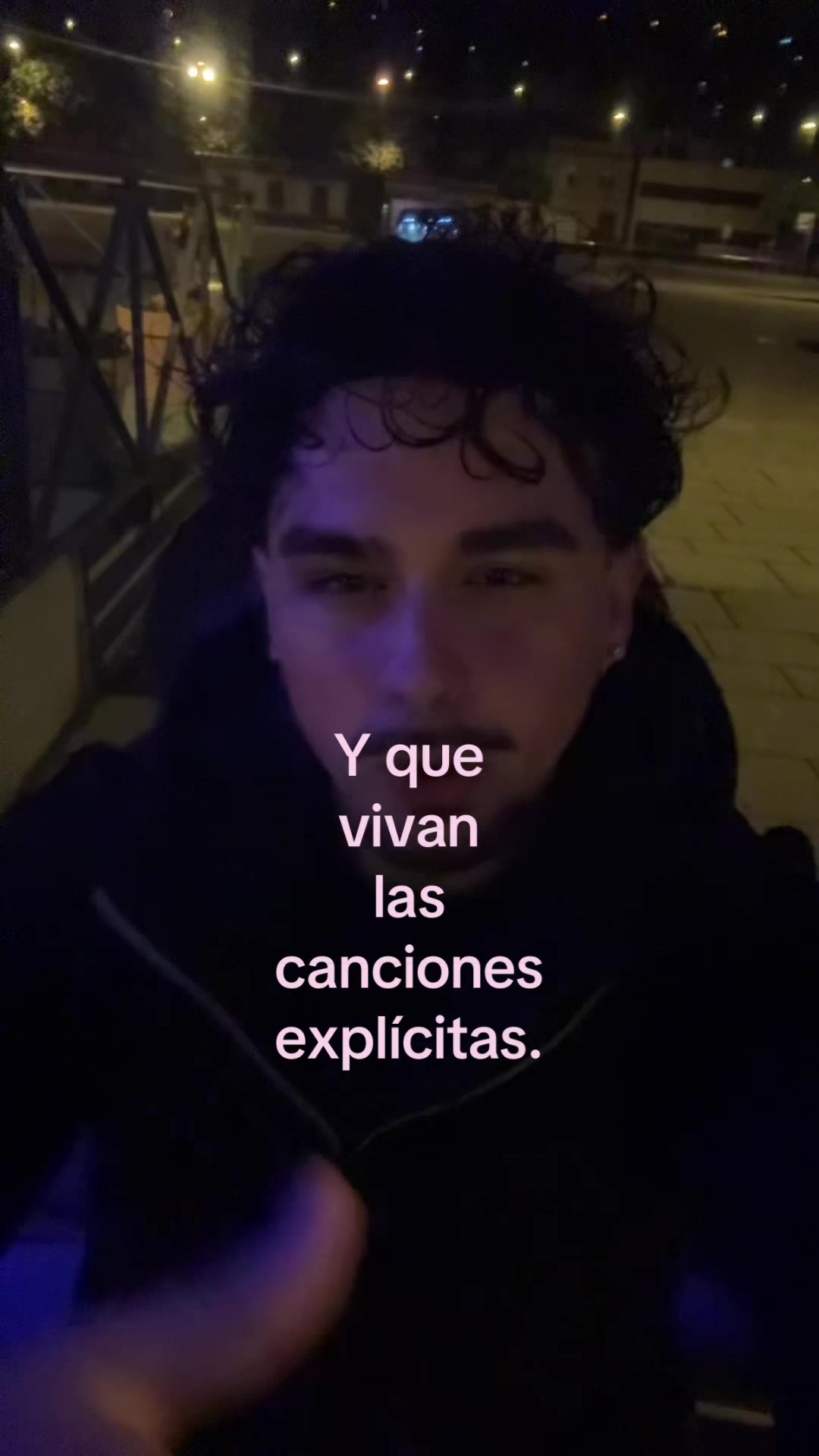 @carlosbelloo__