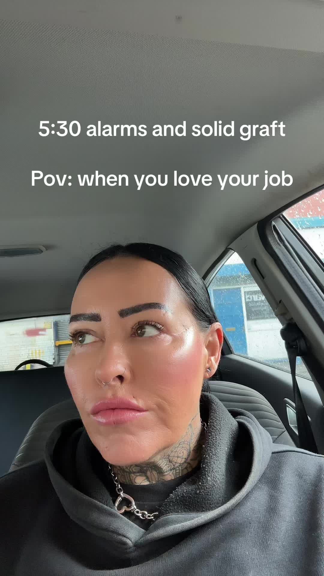 @Cutebutpsycho🖤