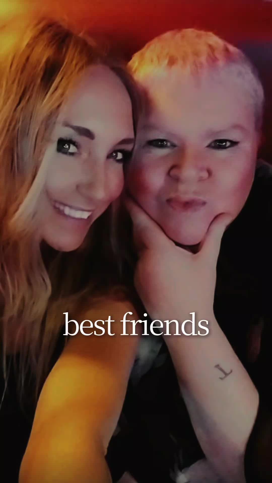 @Itsmedeedee