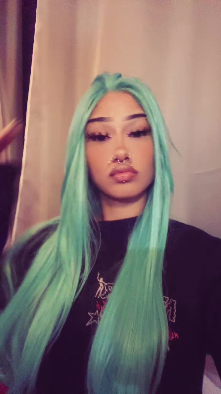 @Nivy is Back🎀