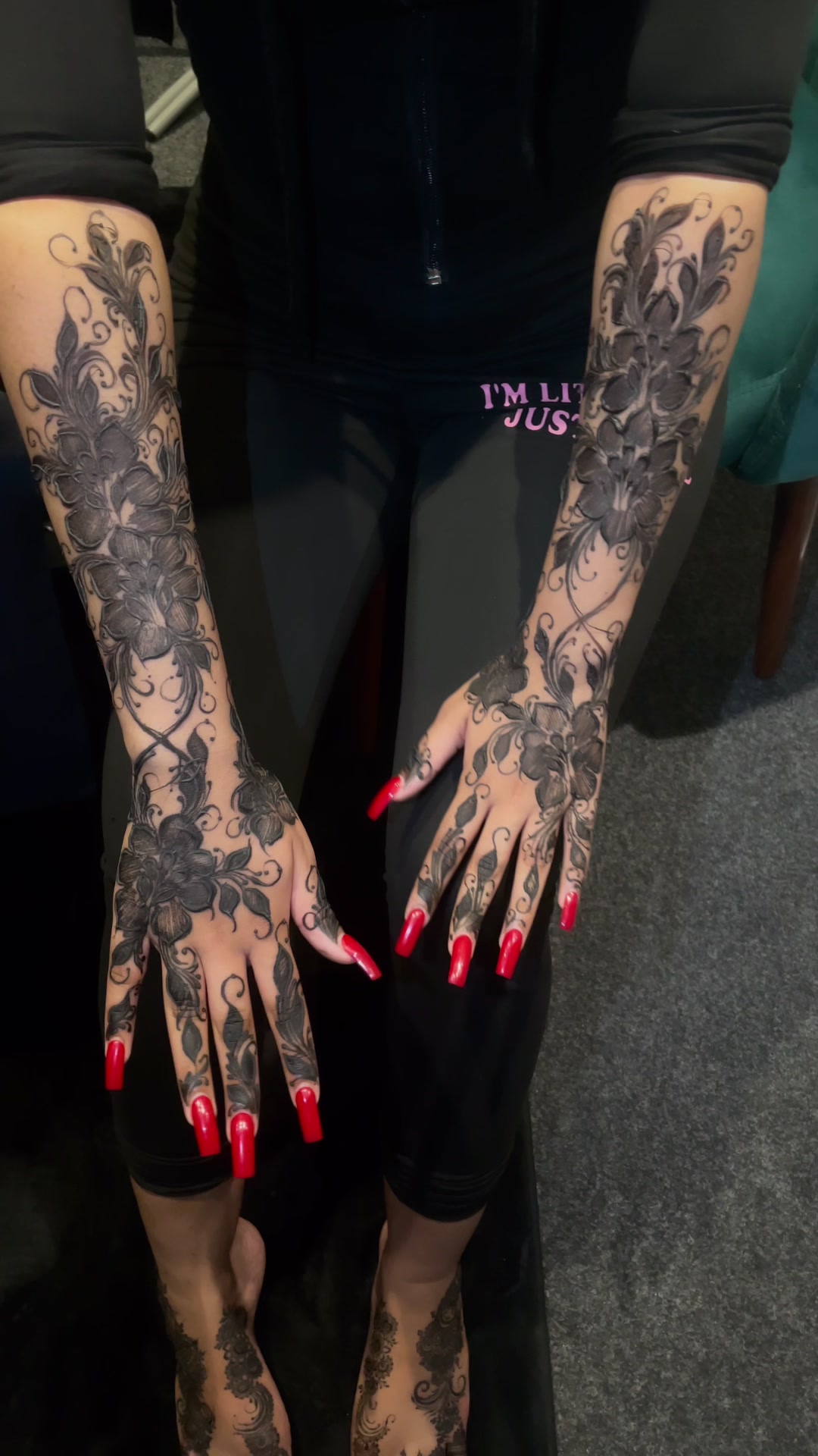 @aylaxhenna