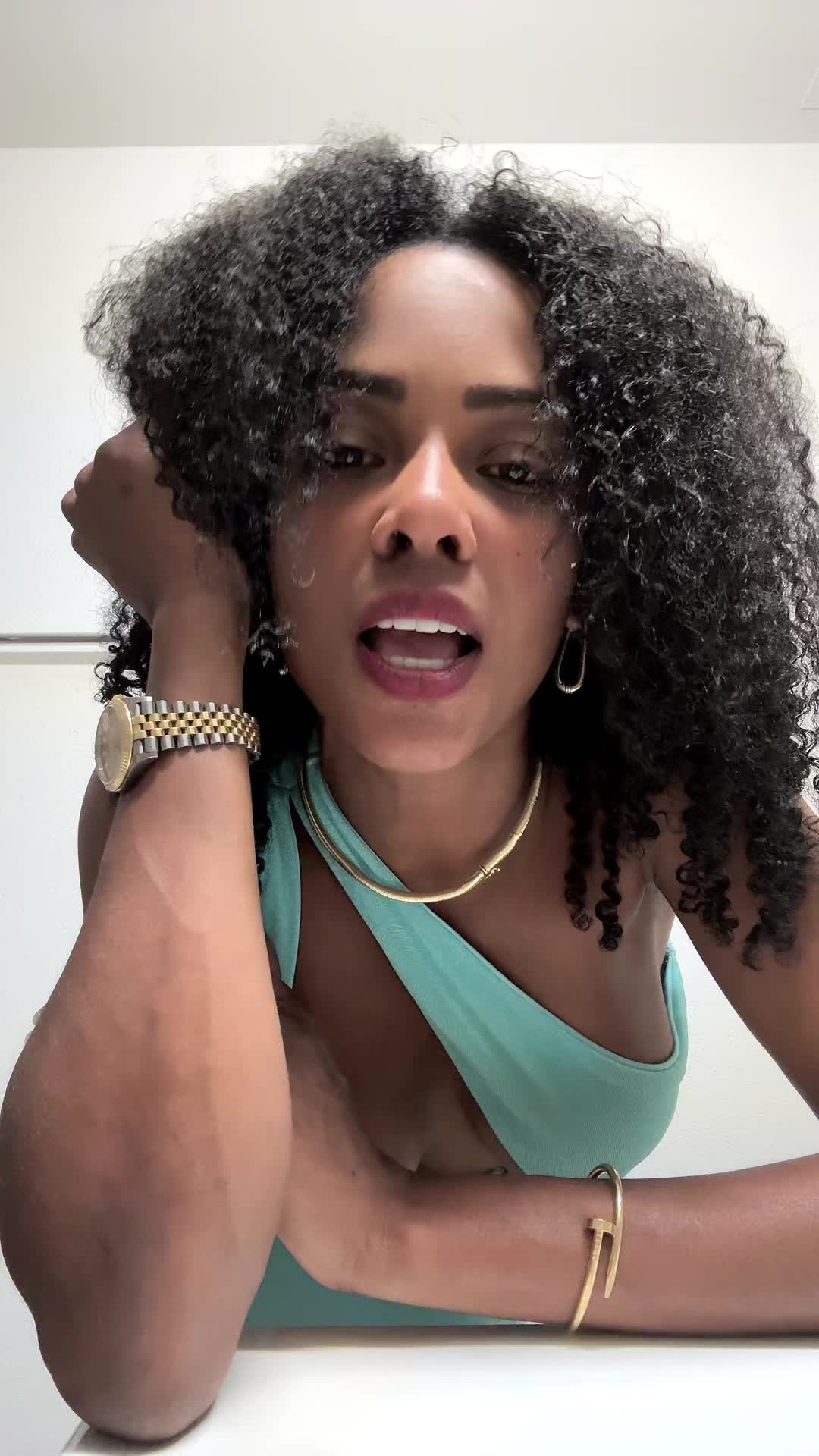 @erikajacker