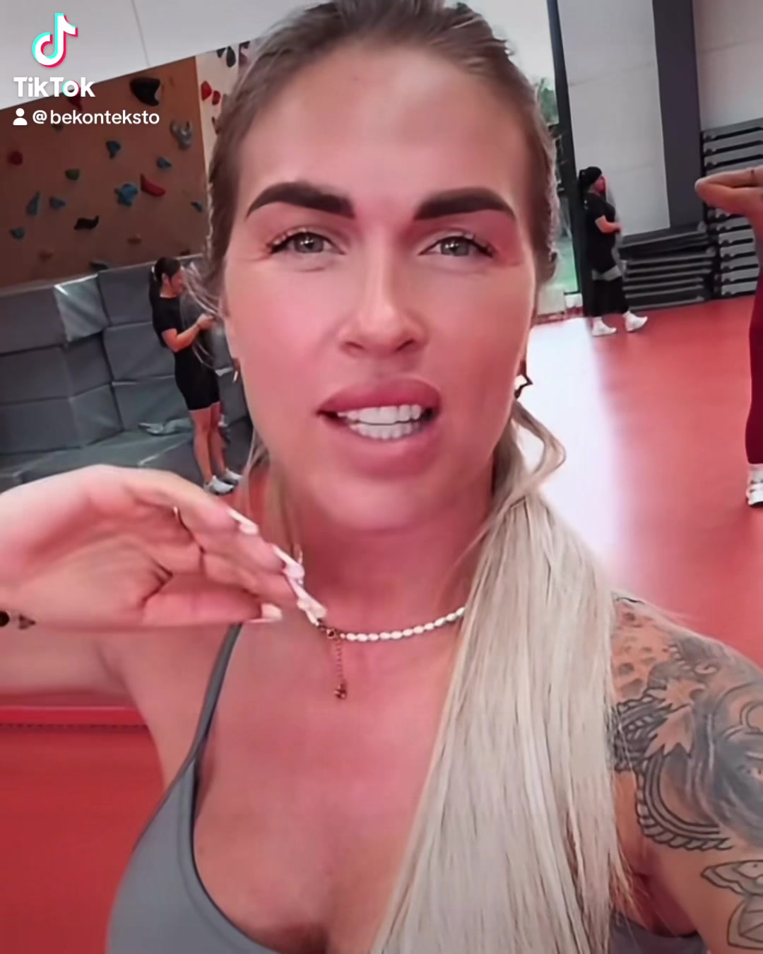 @bekonteksto