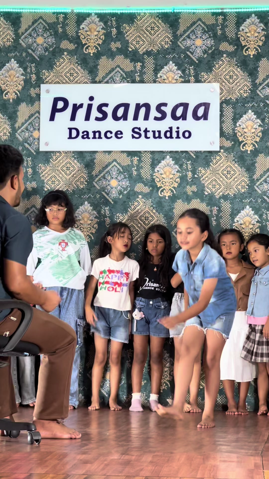 @prisansaa dance studio