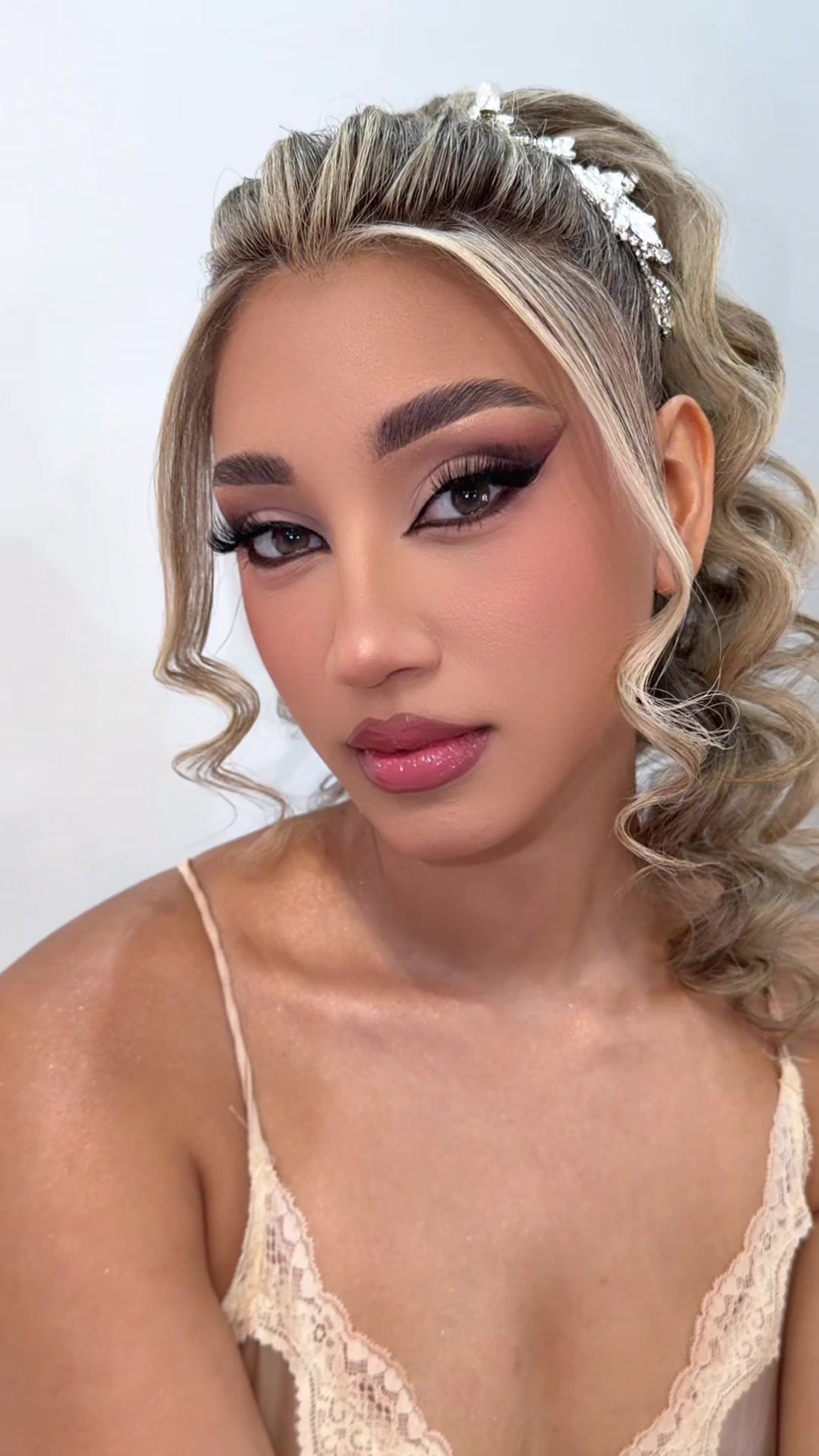 @Elli_hairstyle_MakeUp👰🏻♀️✨