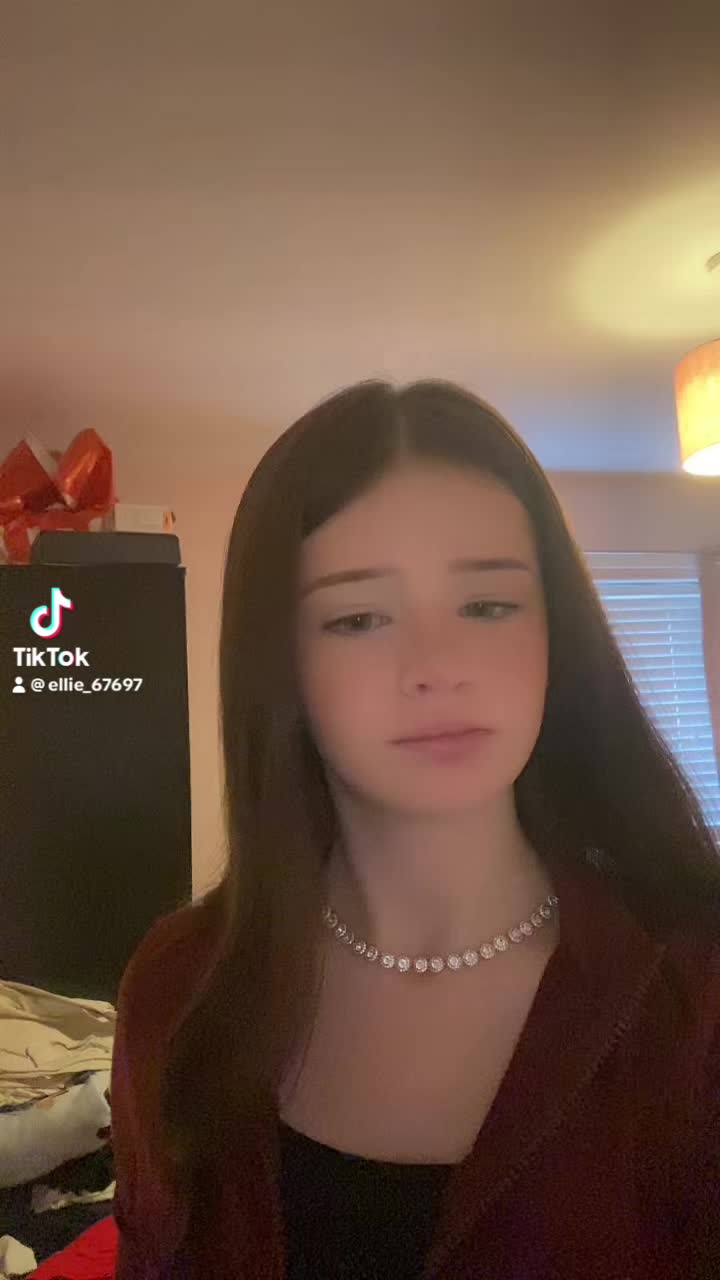 @Ellie.xoxo🪭🪩🎠