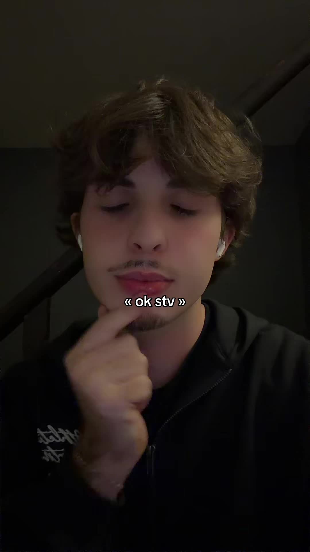 @𝑭'