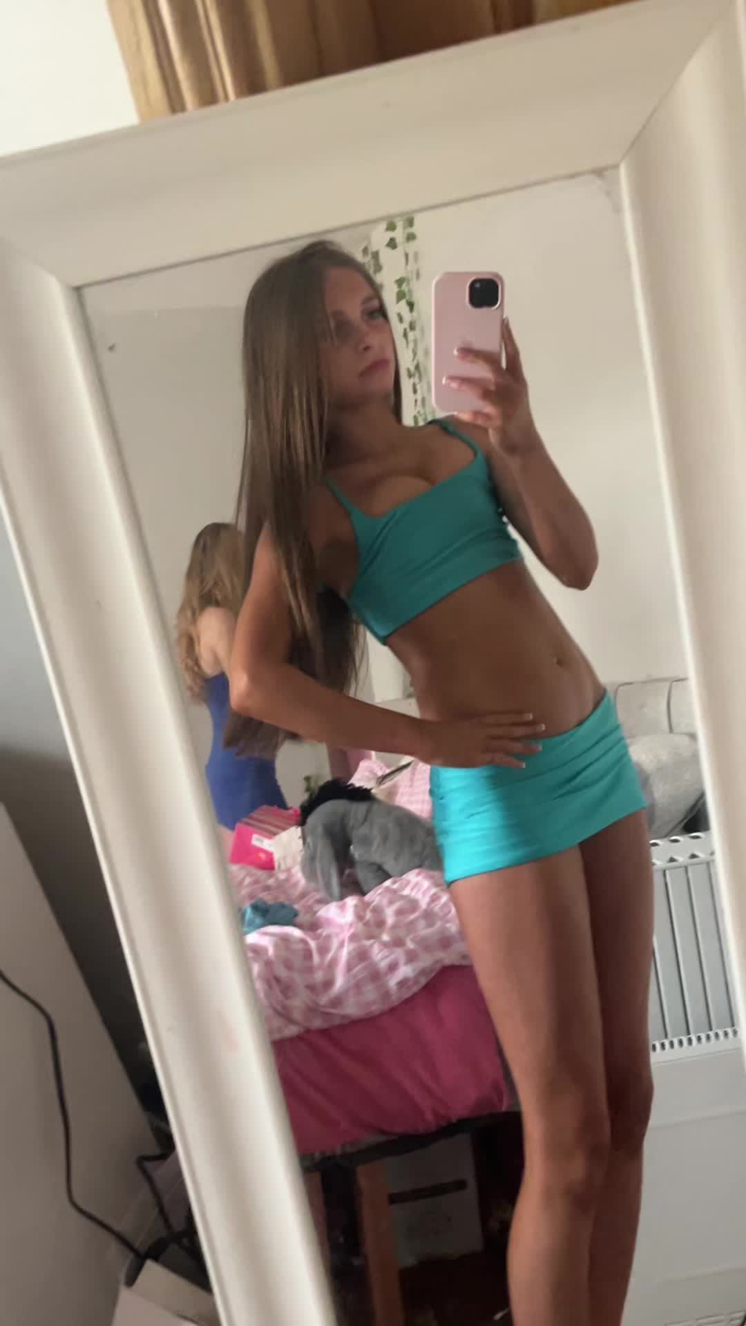 @Joyy