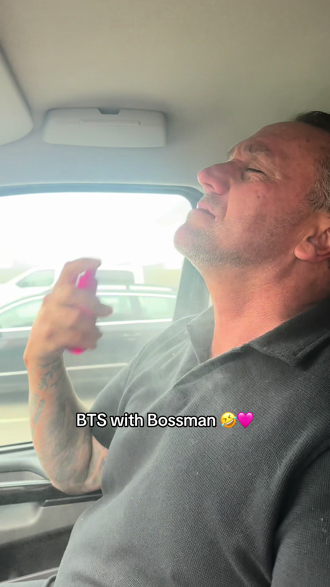 @2bTanned
