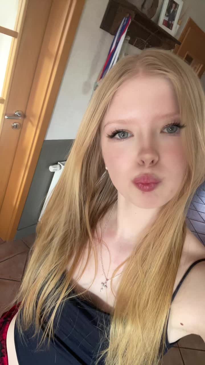 @emelyerdbeere