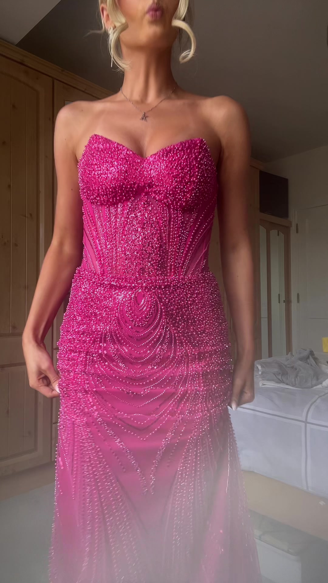 @kt ross👩&zwj;❤️&zwj;💋&zwj;👩🤰