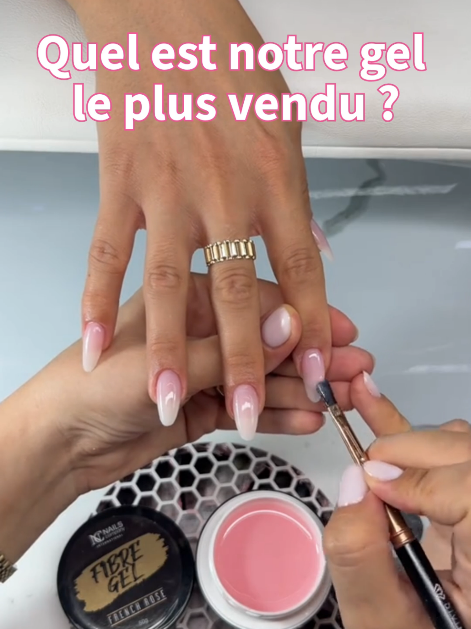 @Nails Company