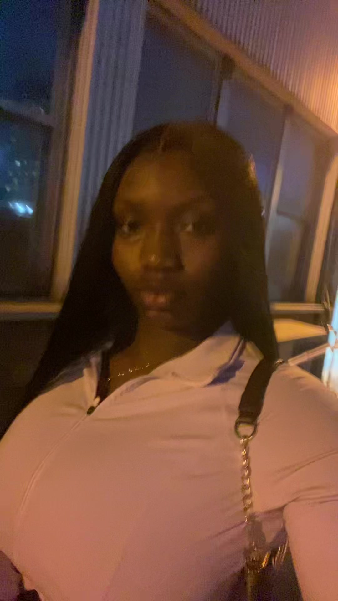 @syviaax