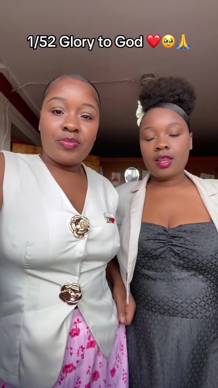 @Tai_sisters
