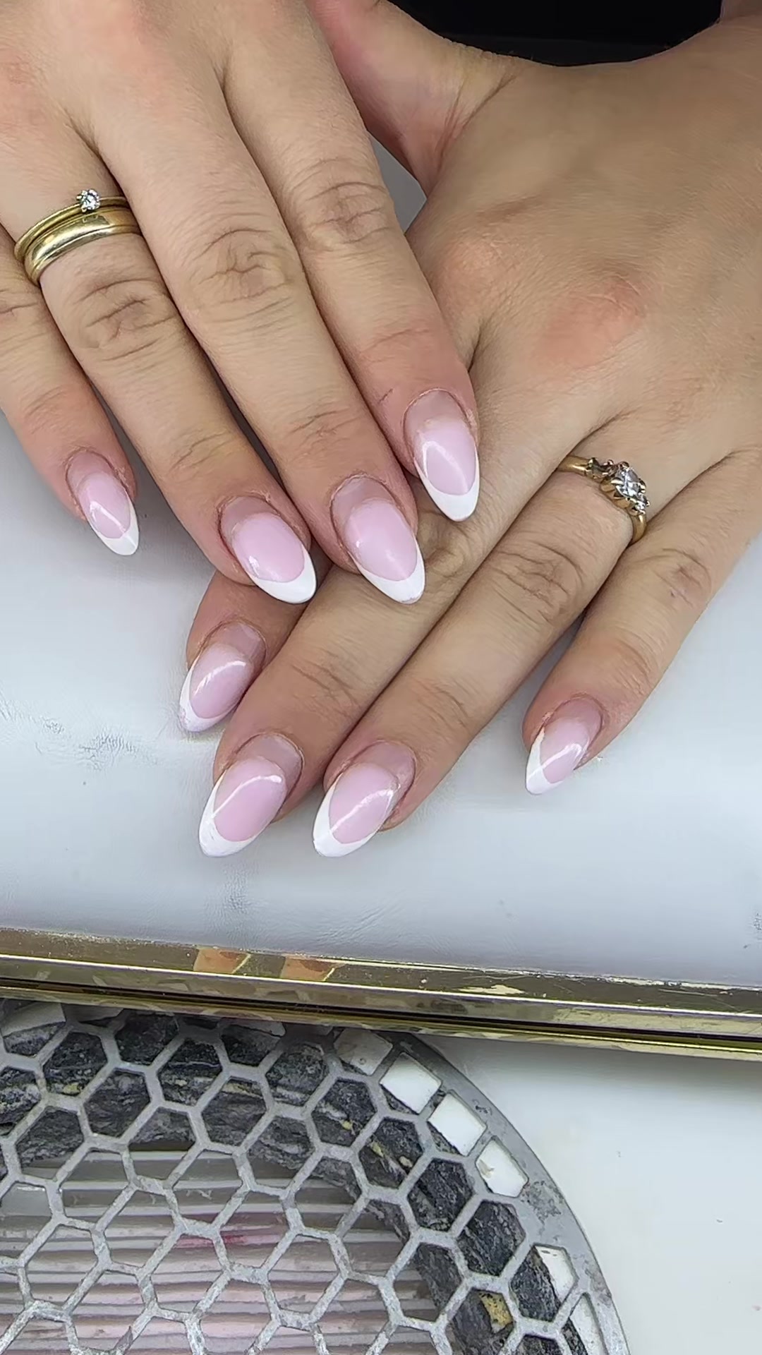 @Hairartist_nails