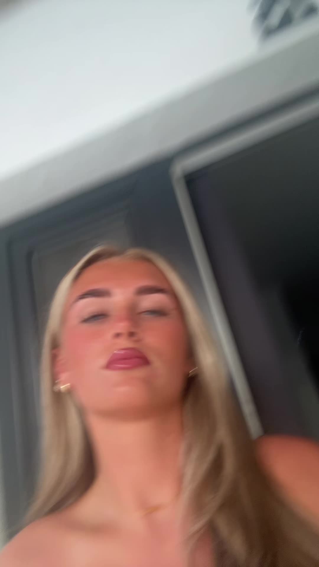 @Madison X