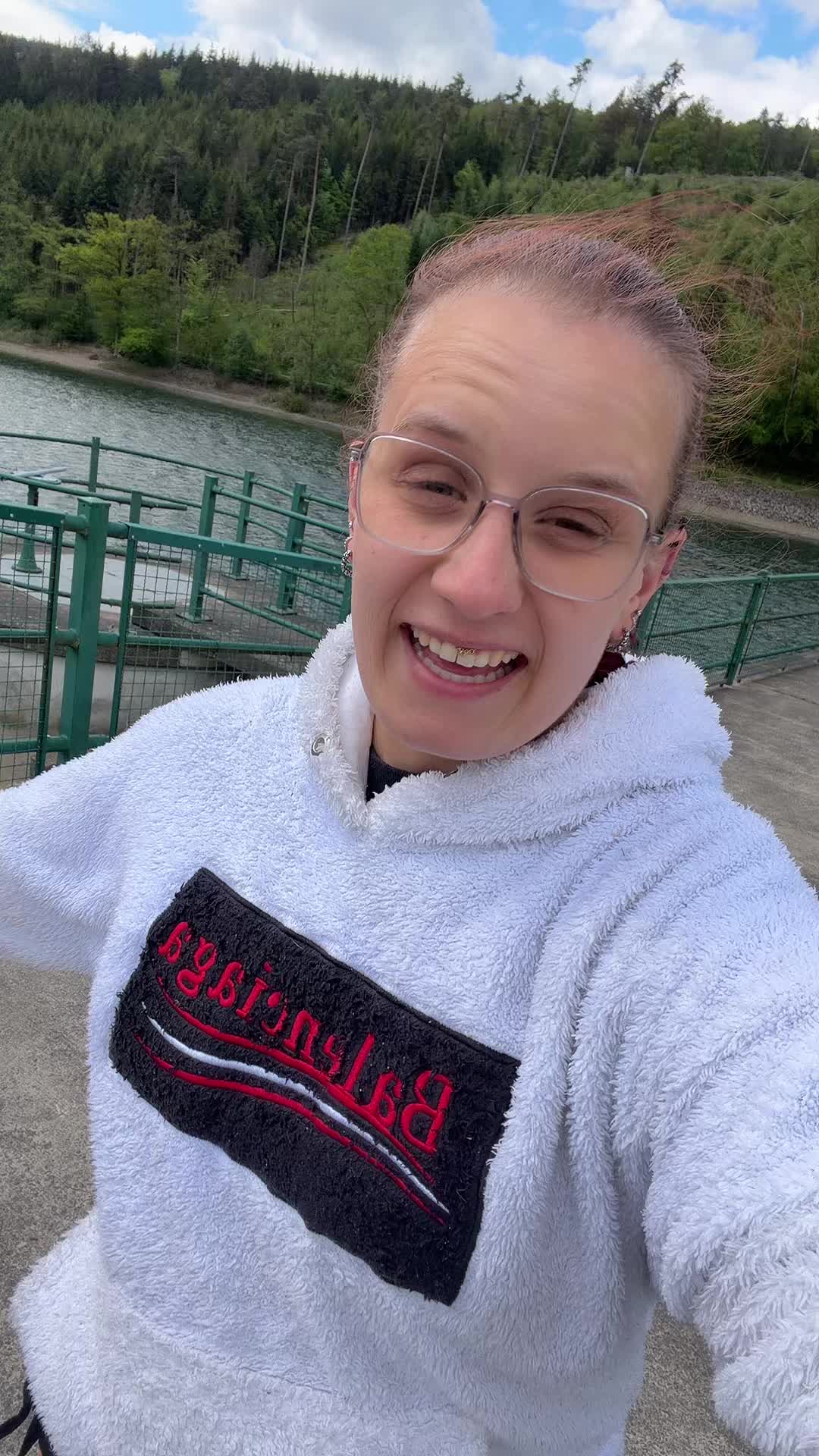 @Lara