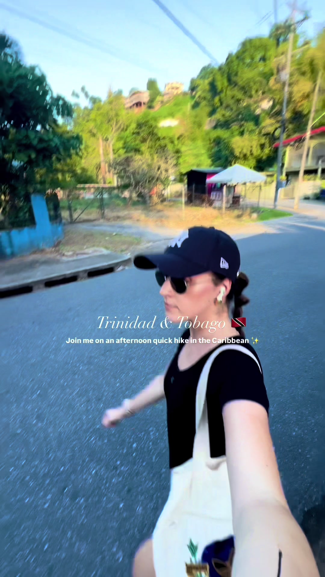 @travelwithsil__