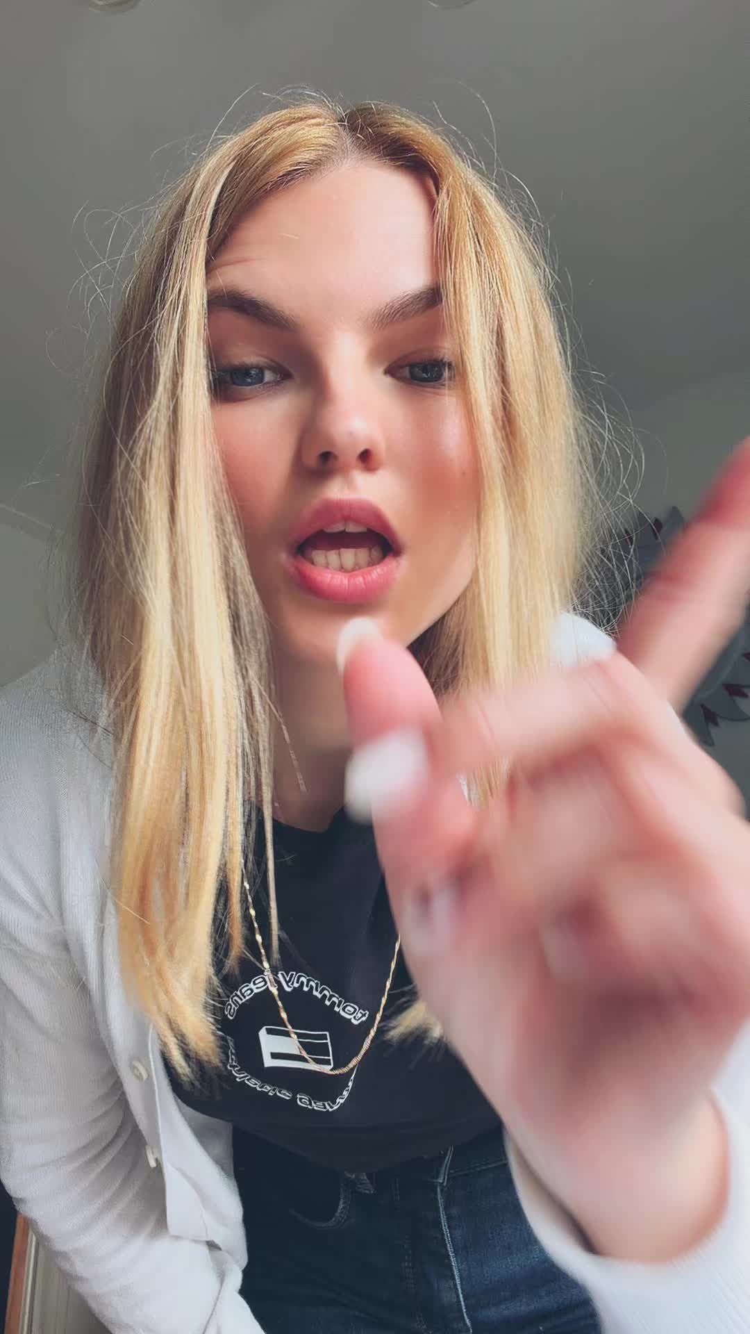 @Veronikaa