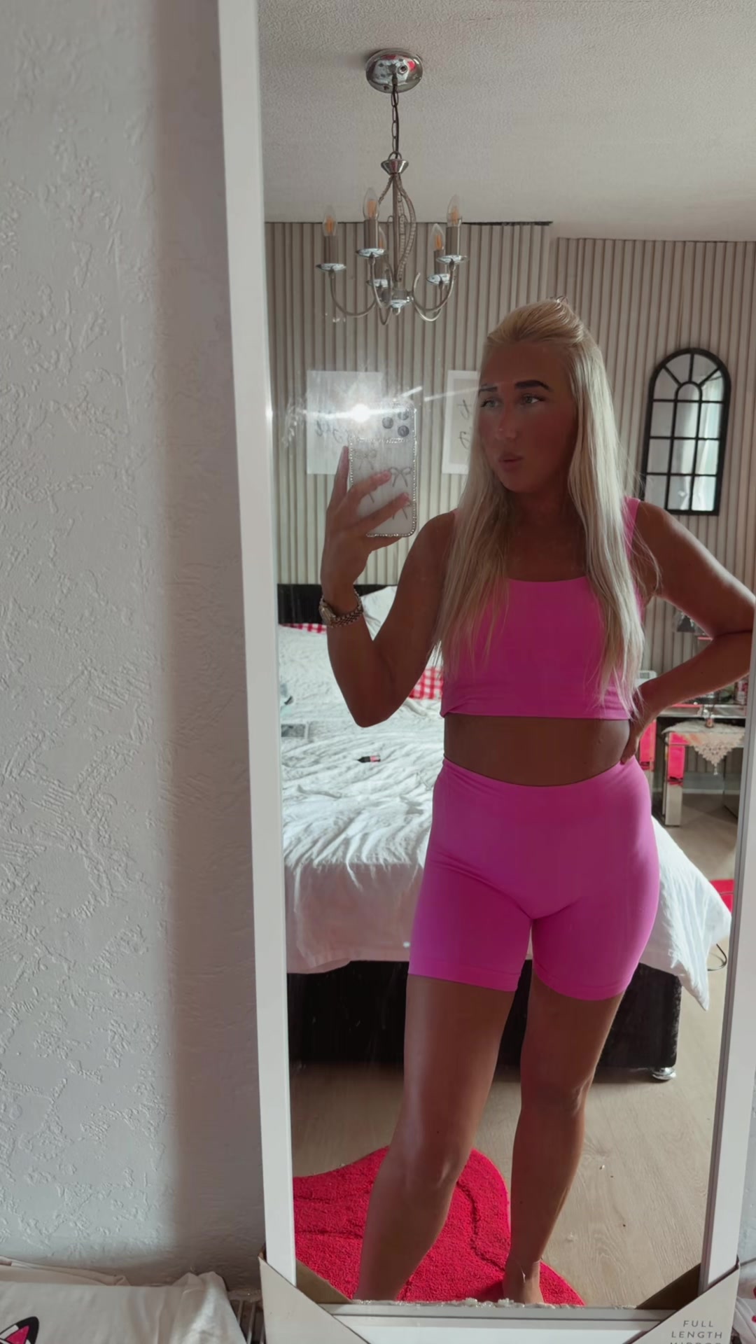 @Ellie Naisbitt🧸✨🤎