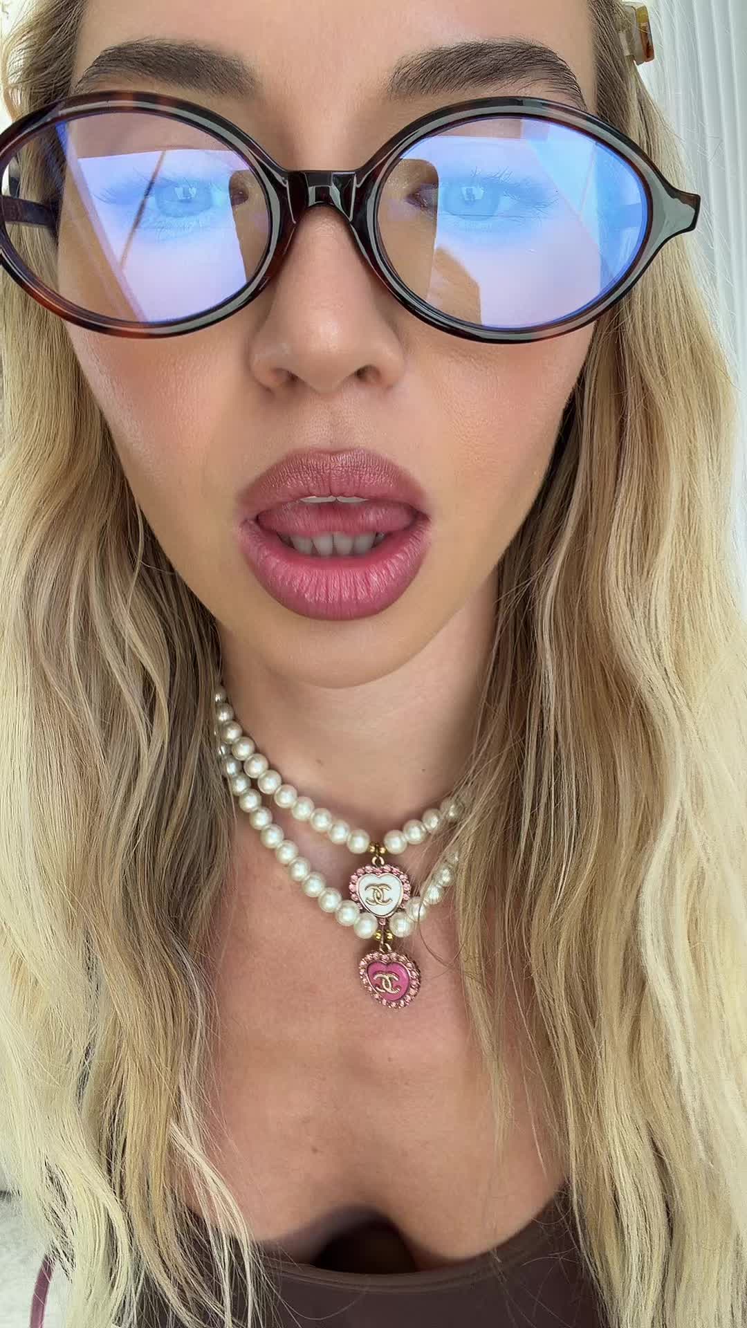 @Lena