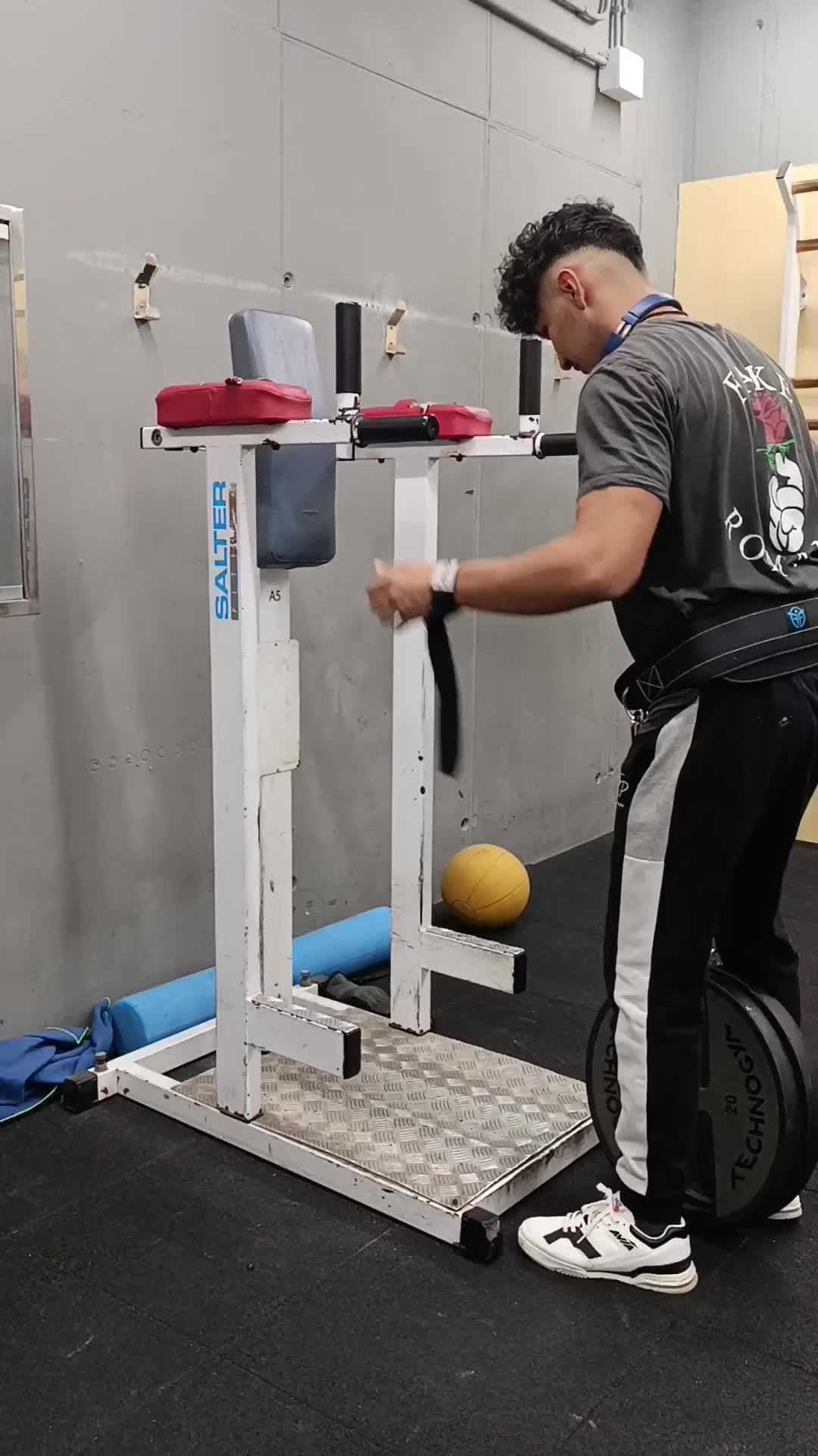 @Isaac. Arias
