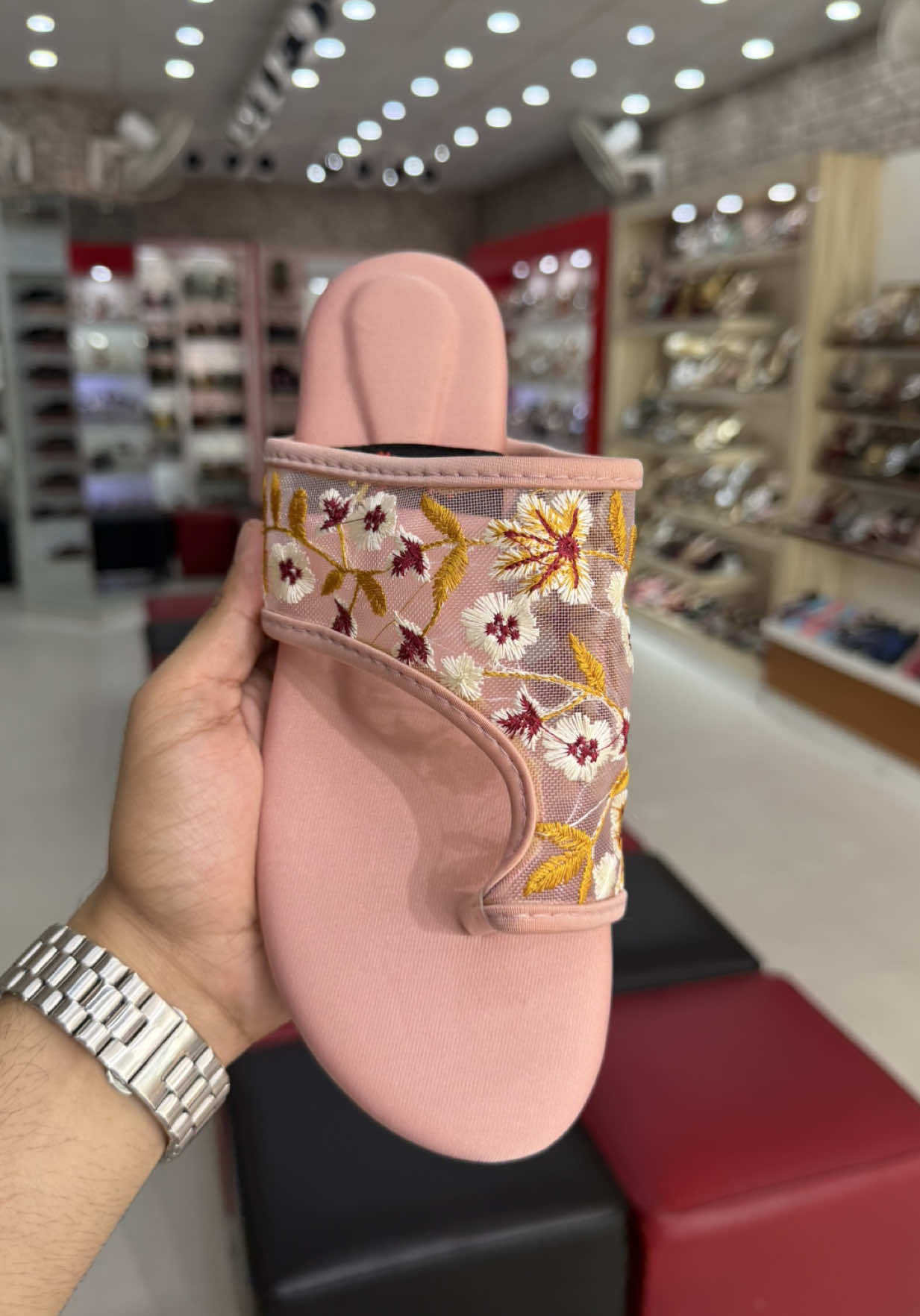 @English shoes Layyah