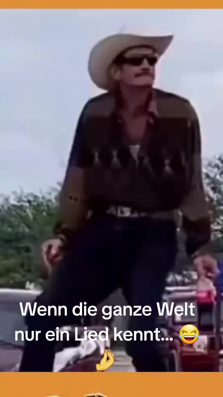 @𝔱卄𝔬𝓶คᔕ 🦂🐧🐶