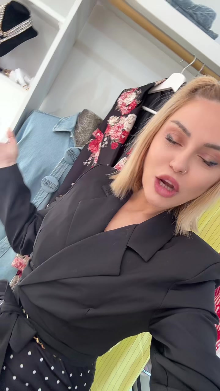 @Elena KJoy