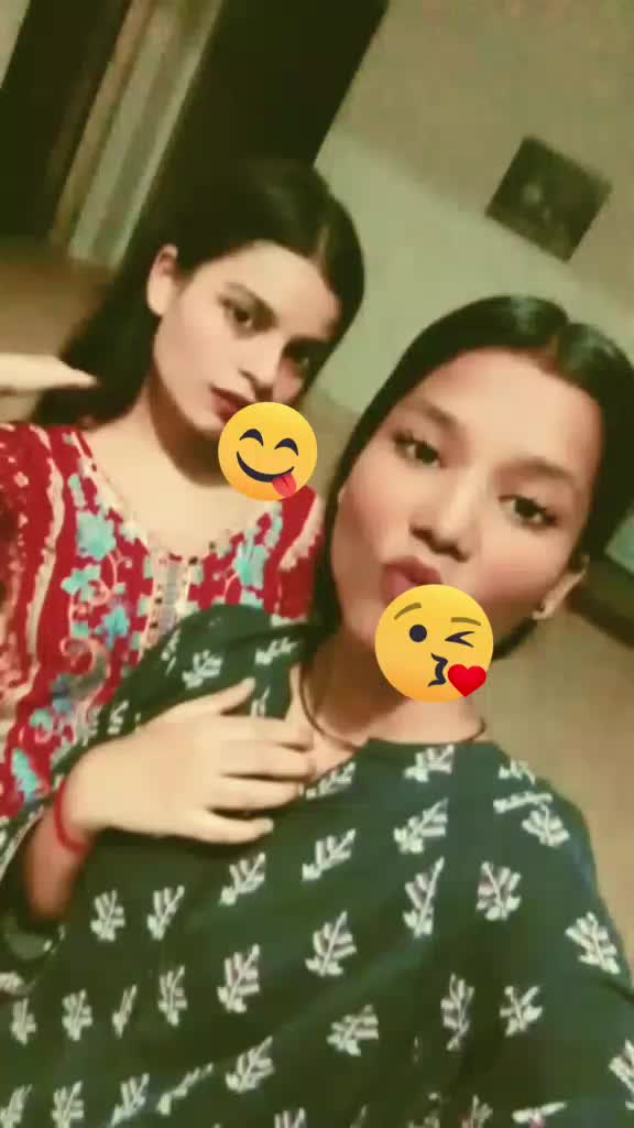@aarushi❤️🌹🌎✨😘