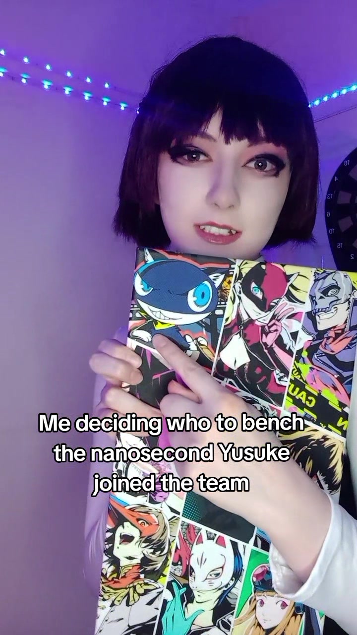 @vyrse.cos