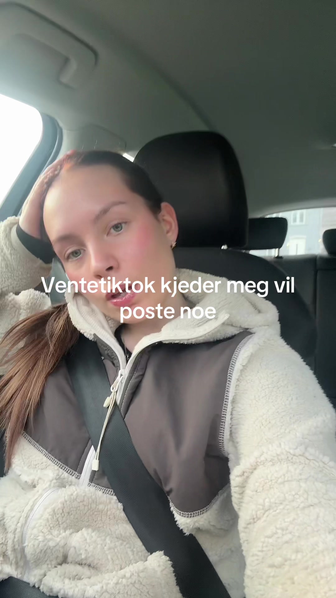 @CAMILLA RØSTE⚡️