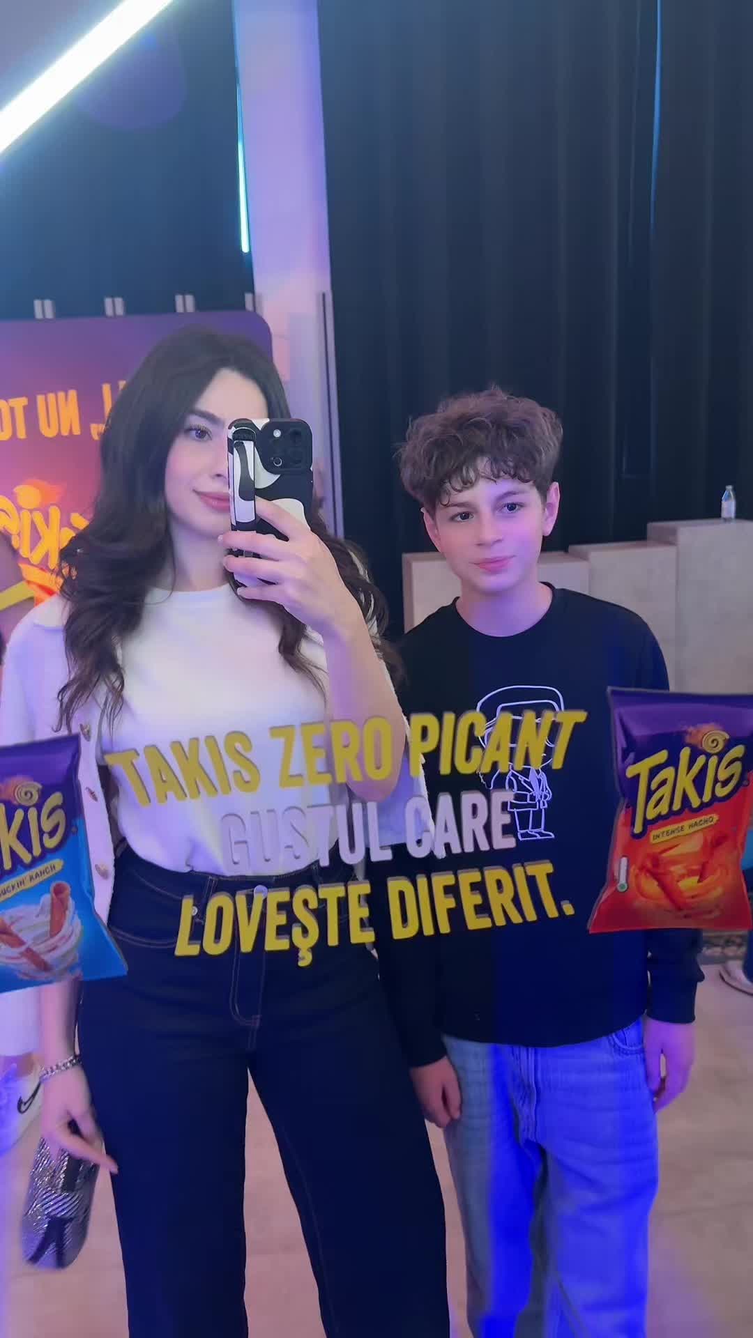 @juliakassas