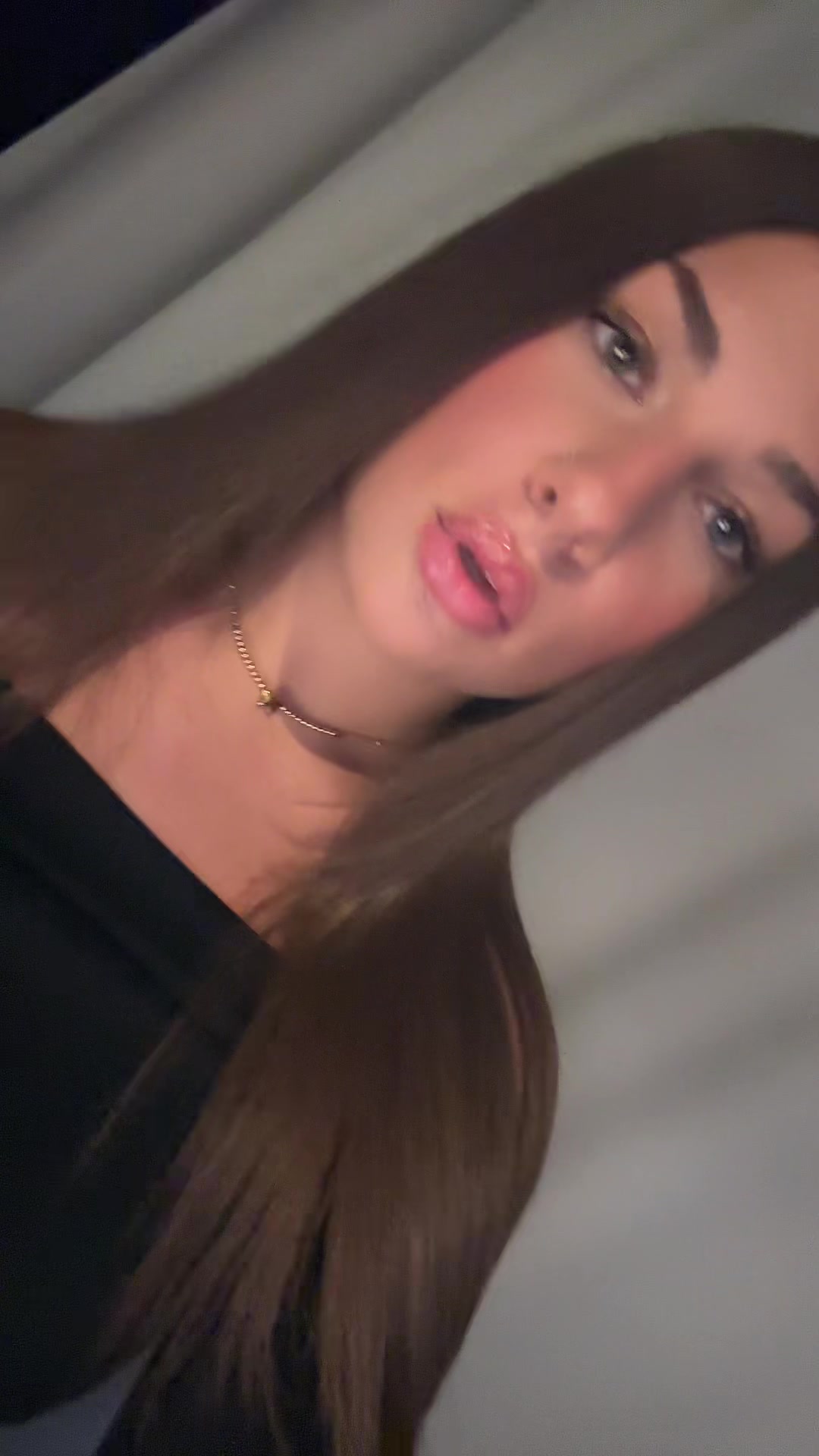 @👸🏼