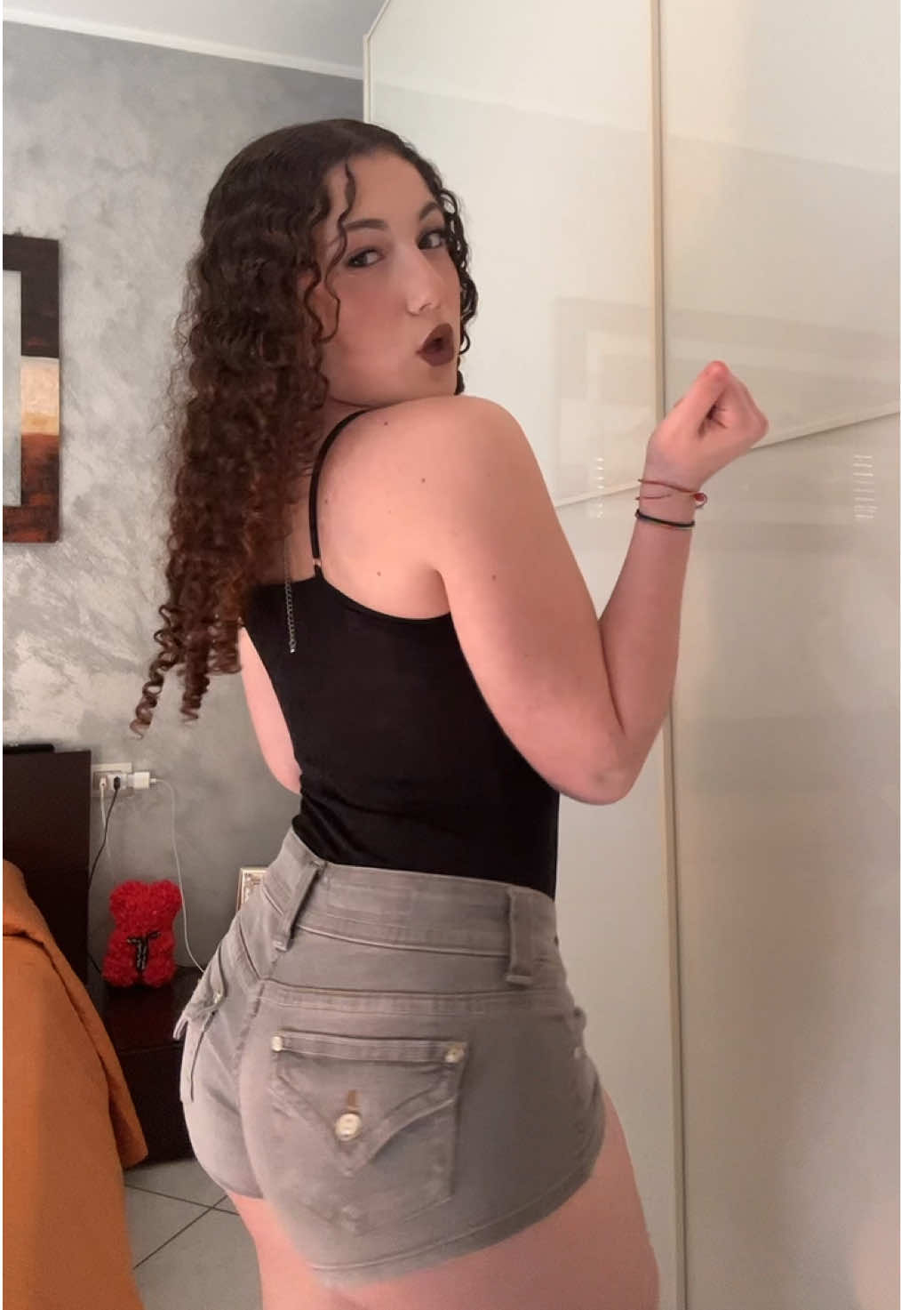 @nikyyiorio