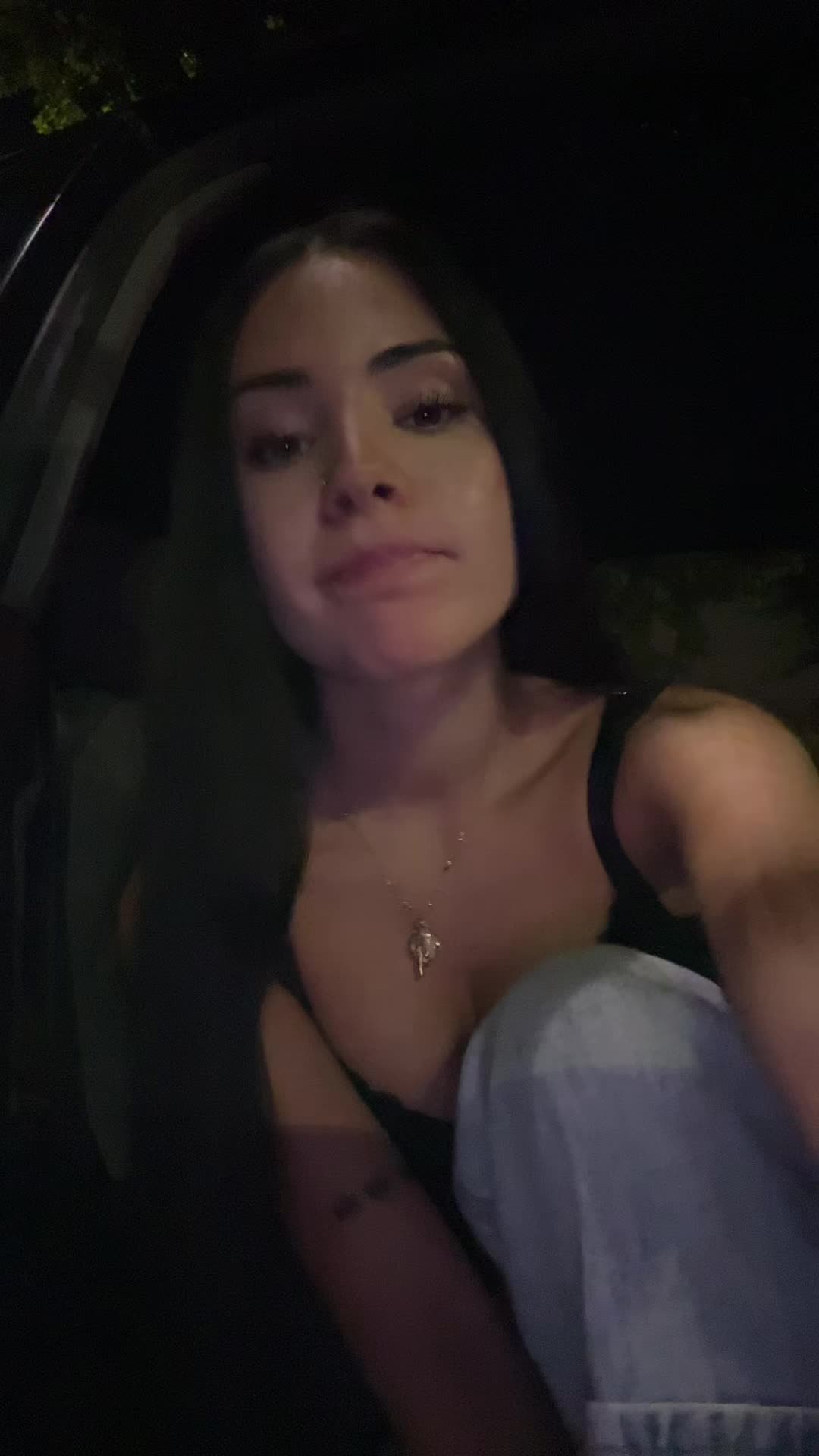 @Nena