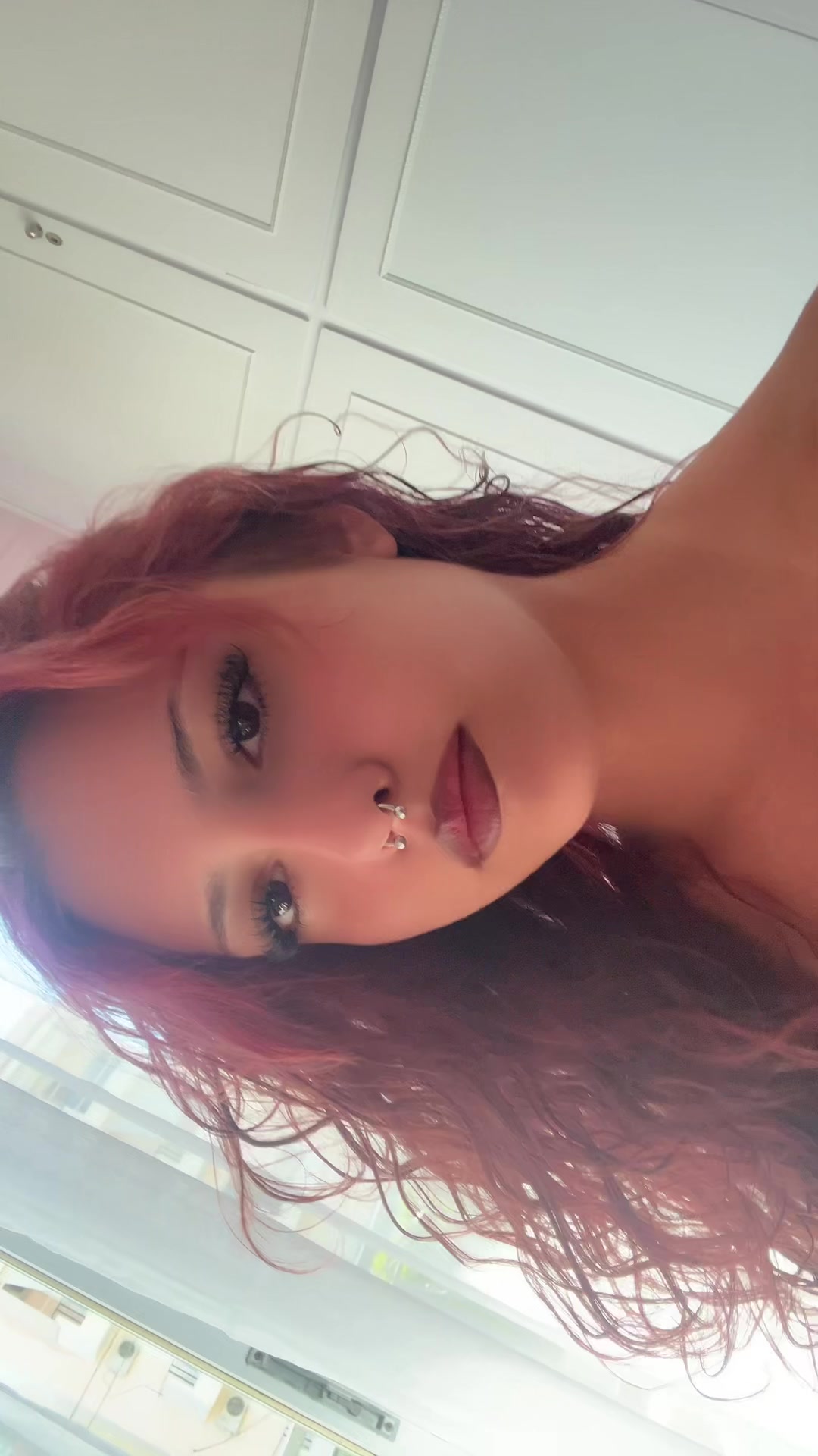 @elenaki