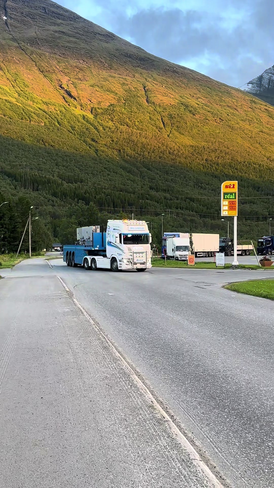 @Truckspotter Troms