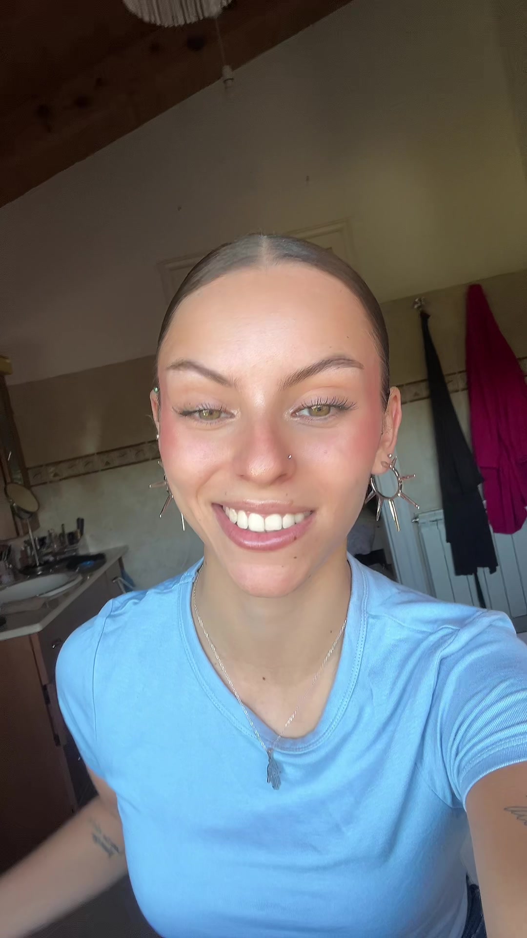 @🧚🏼♀️