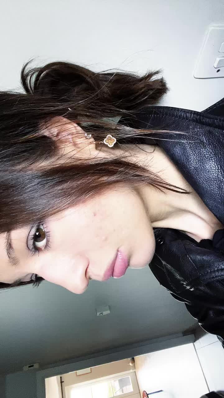 @ellalouiseclark
