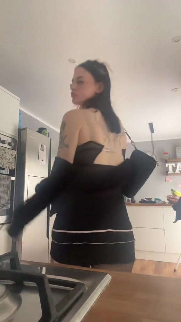 @<3