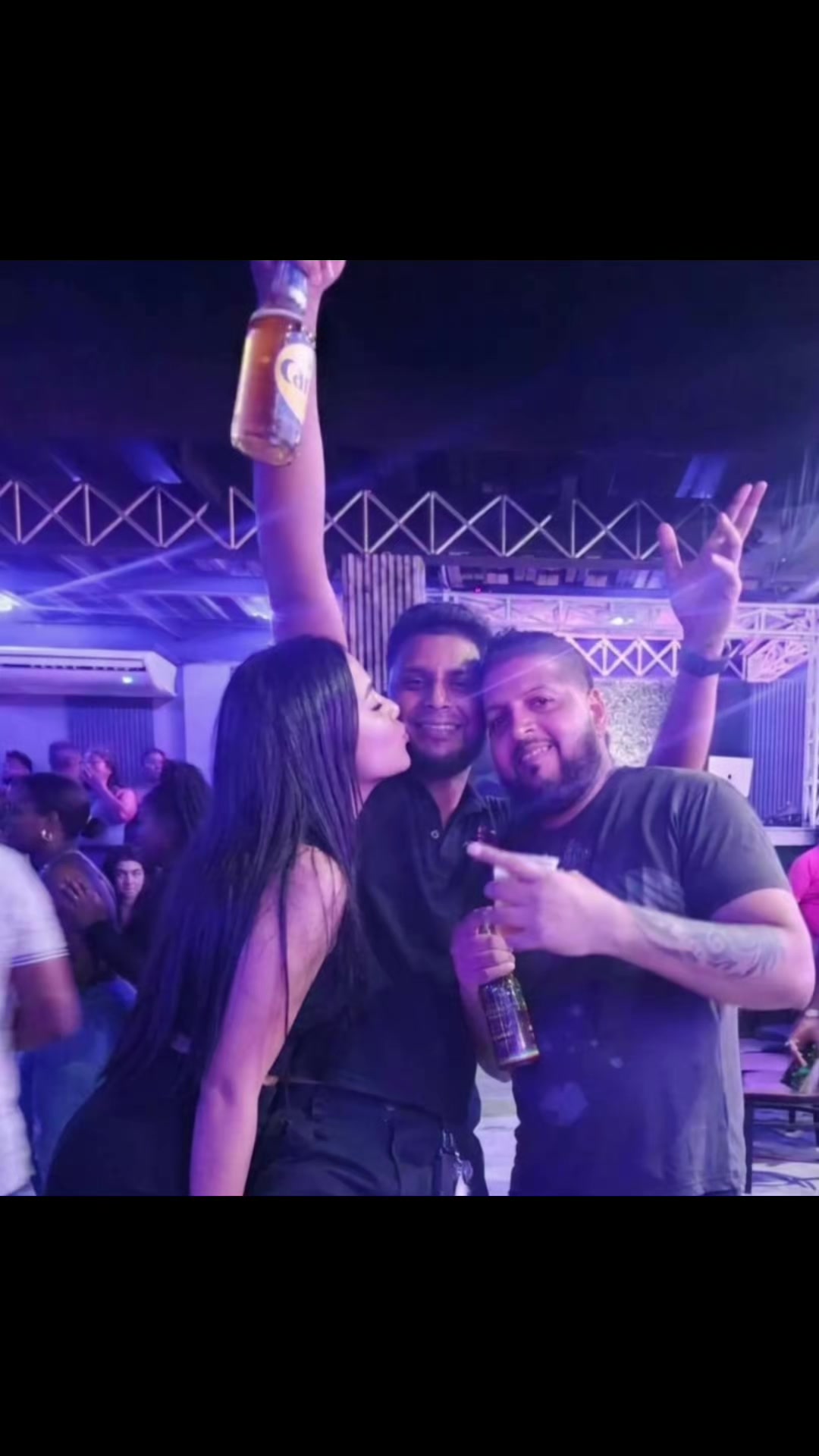 @Vikash V💯👑