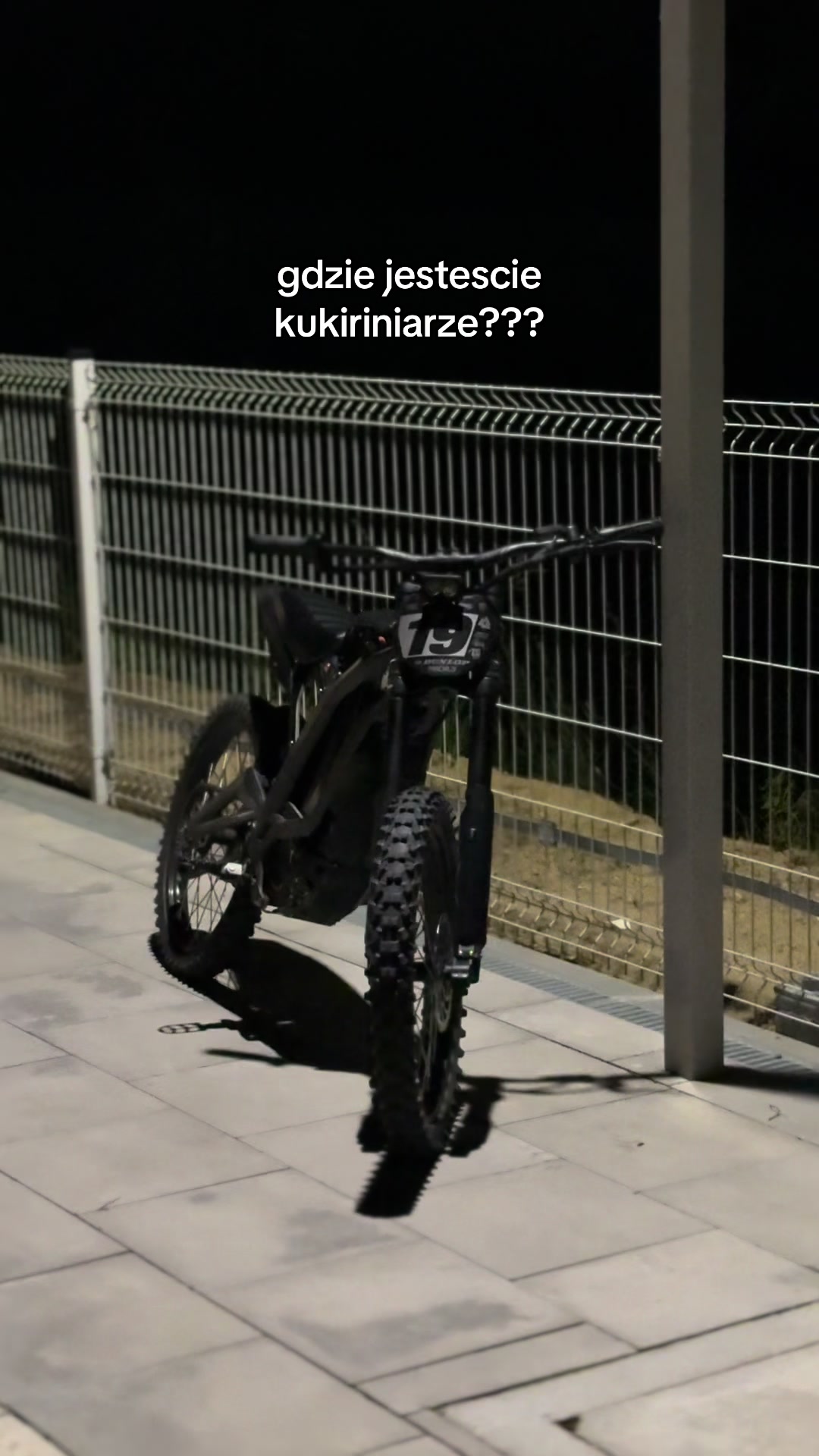 @BradzanNapiedalatorZKałacha