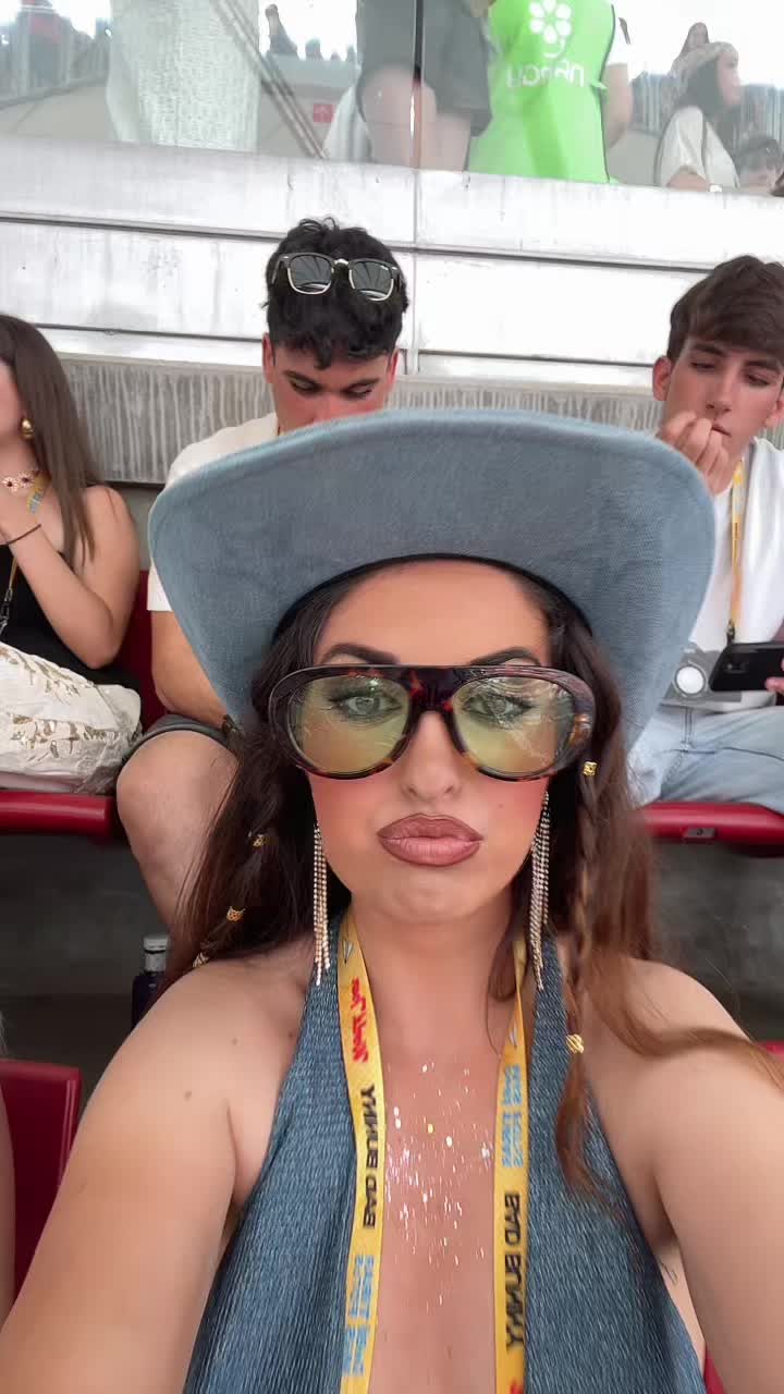 @Elvira